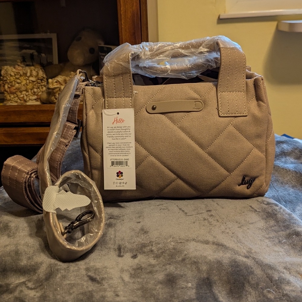 NWT - LUG -  MATTE LUXE JITTERBUG - - SAND - NWT